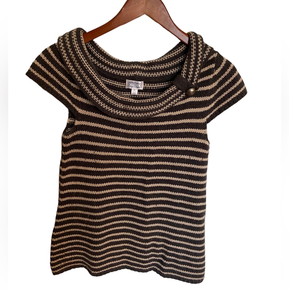 Kaisely -Anthropologie Striped sweater EUC - Size Medium